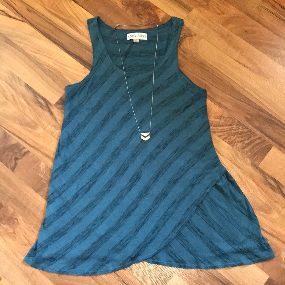 Knox Rose tank
